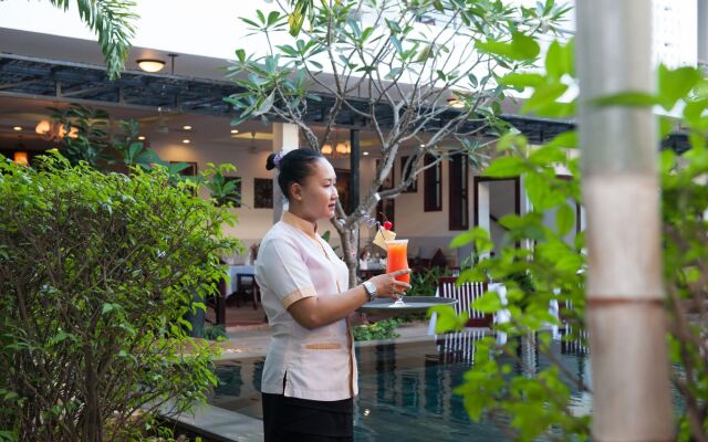 The Moon Residence & Spa