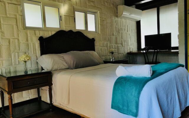Mango Rooms