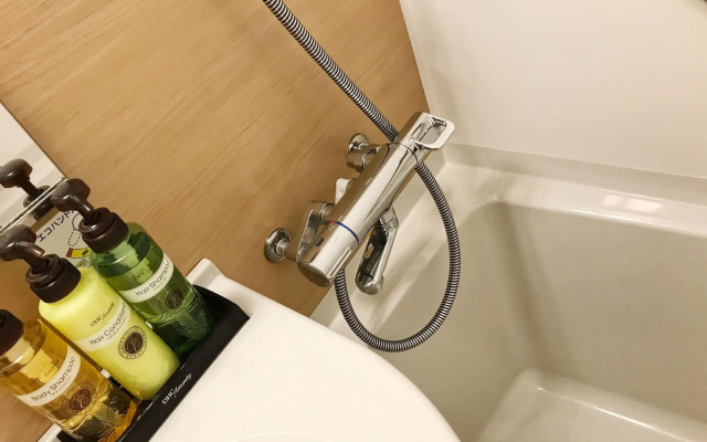 Отель Smile Hotel Shinagawasengakujiekimae