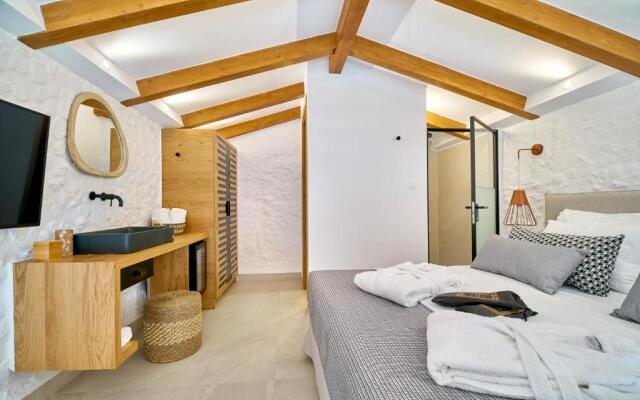 Vista Del Porto Luxury Suites