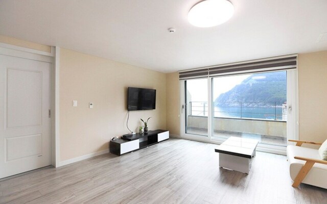 Geoje Island the Grace Pension