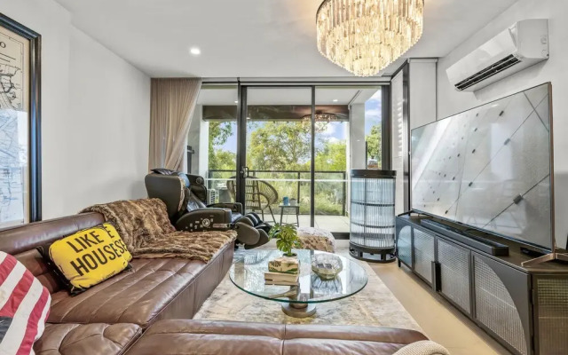 StayAU Modern Townhouse