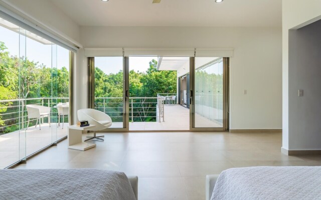 Casa Ave, Luxury & Resort Living