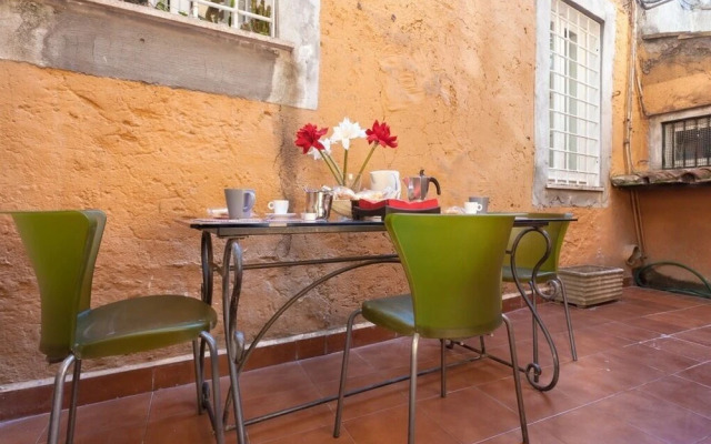 Trastevere Studio with Terrace