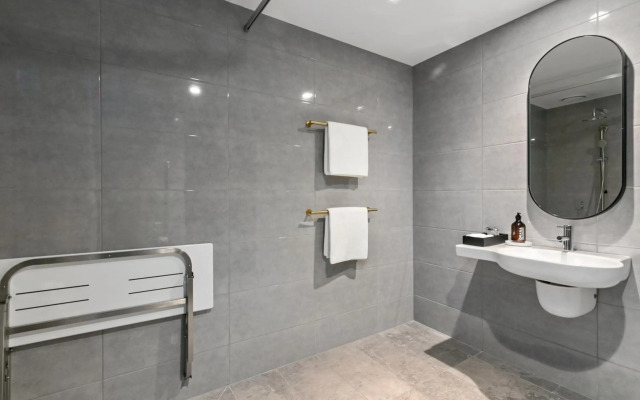 Melbourne City Apartment Hotel