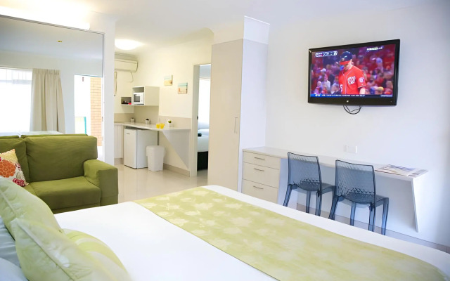 Bay Motel
