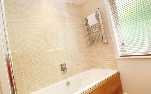1 Miller's Island, Looe