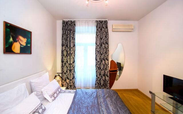 Apartexpo on New Arbat 23