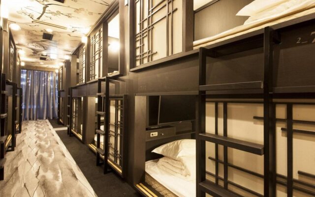 Centurion Hotel Residential Cabin Tower