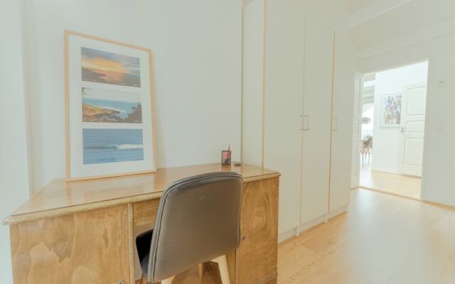 Stunning Views / Penthouse / Decorative / Parking