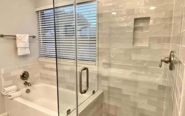 Condo de Comal CW C101