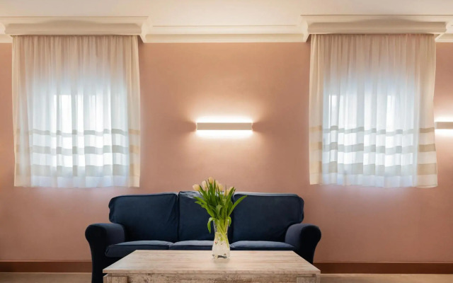 Hotel Diana