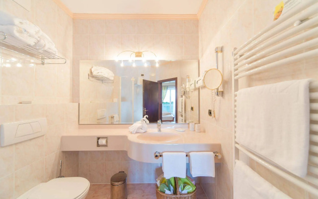 Kronplatz Resort Hotel Kristall