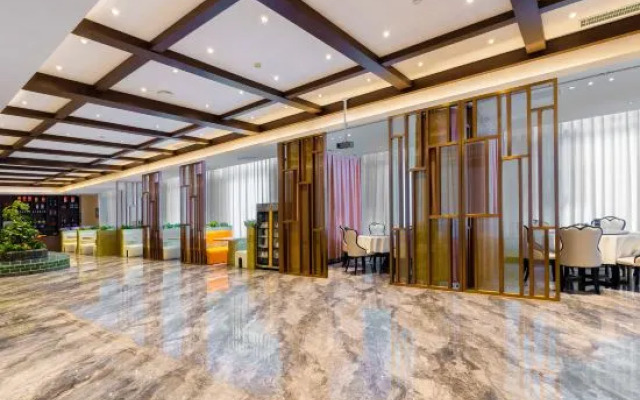 Jingu Alley Hotel