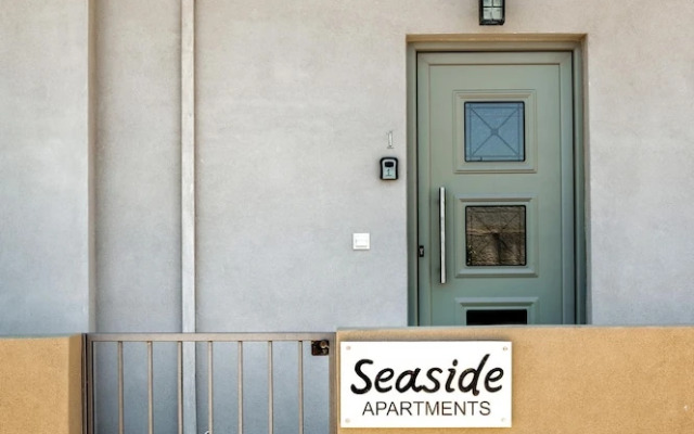 Seaside Apartments in Agkisaras 2