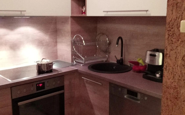 Просторен и добре обзаведен апартамент Oborishte 39 str