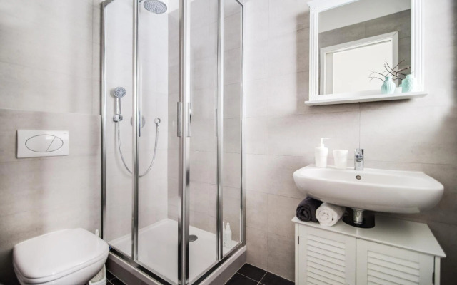 Trendy Local Apartment