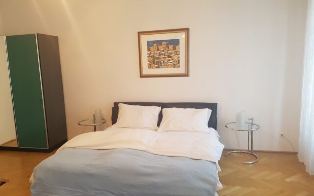 Urban Boutique Hotel