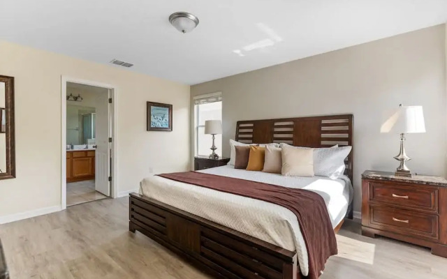 Themed Bedrooms and Large Pool