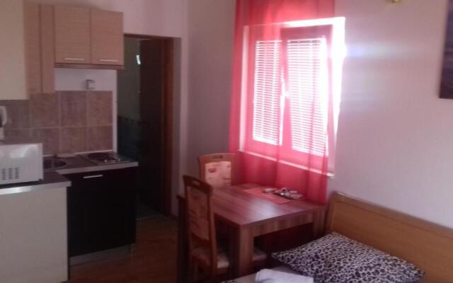 Apartments Muic