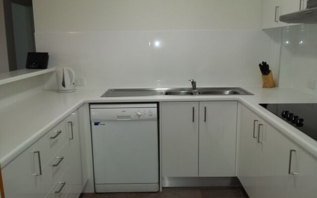 Kirribilli Riverfront Apartments