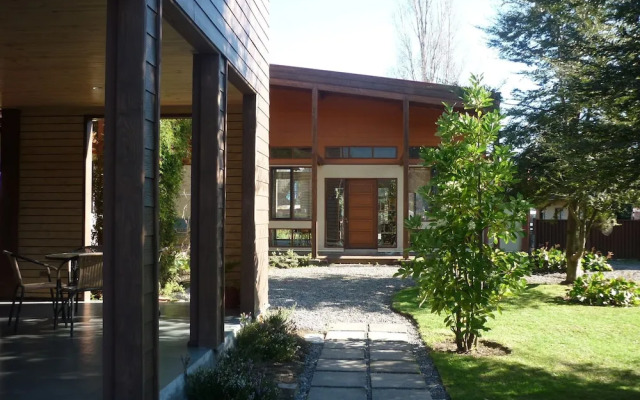 Hotel y Apart Dos Castaños