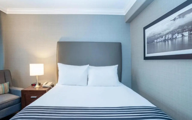 Sandman Hotel Vancouver Airport