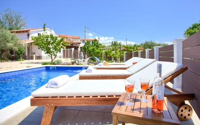 Villa Bodulova - H