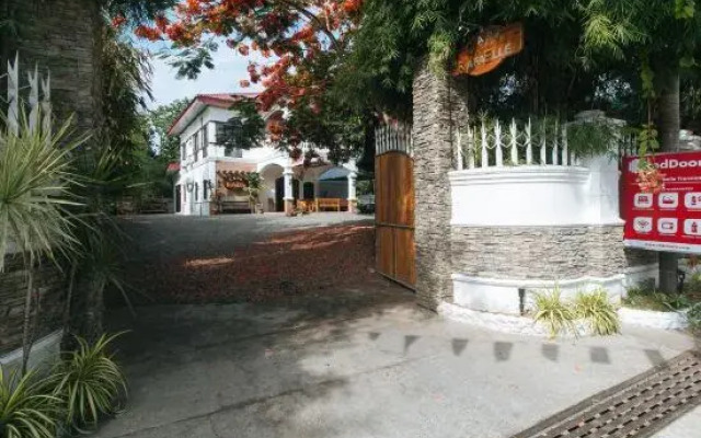 Reddoorz @ Casa Rafaelle Transient Ilocos Sur