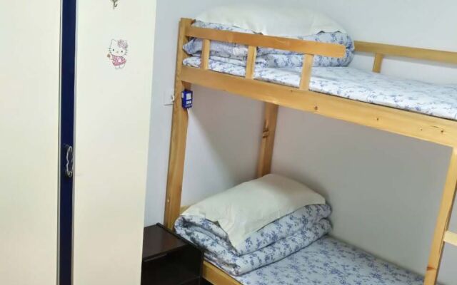 Shanghai Yuelai Guest House - Hostel