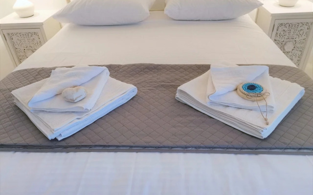 Fayrouz Psarrou Beach Mykonos