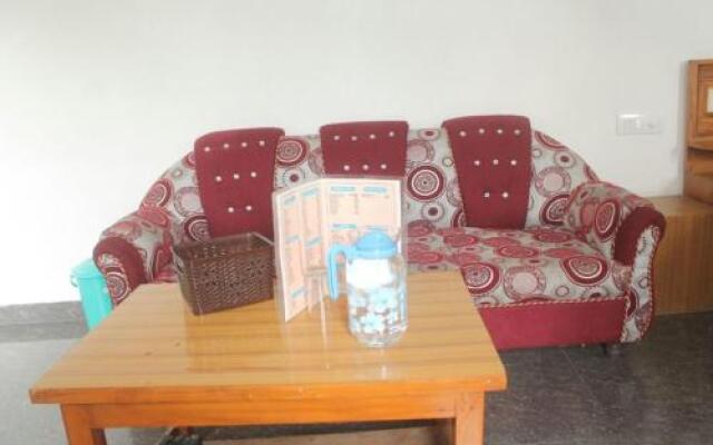 1 Br Guest House In Khajjiar (Cc8E), By Guesthouser