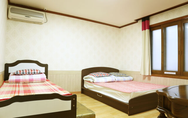 Seoul Myeongdong Stay - Hostel