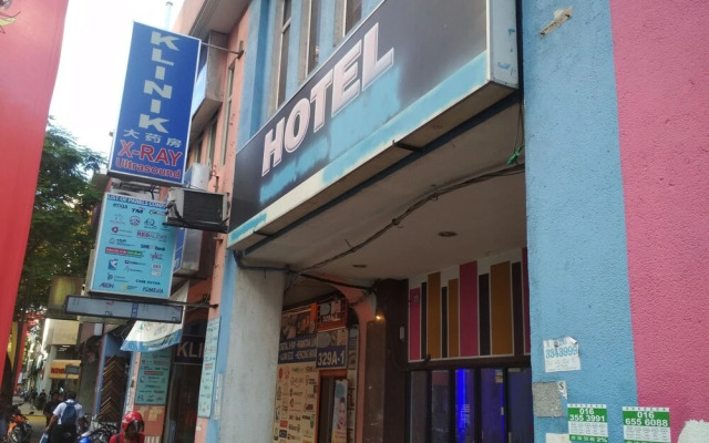 OYO 89879 Hotel Destino