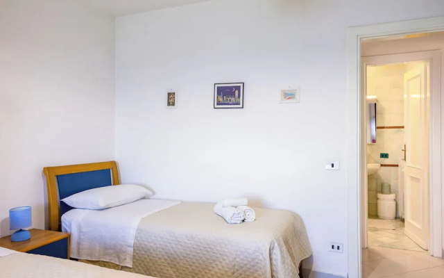 Heavenly Terrace by Napoliapartments