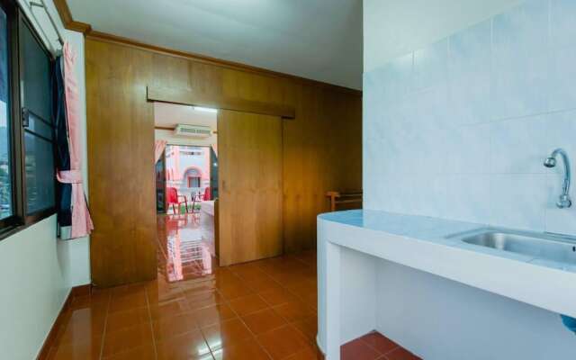 Pichnaree Guest House