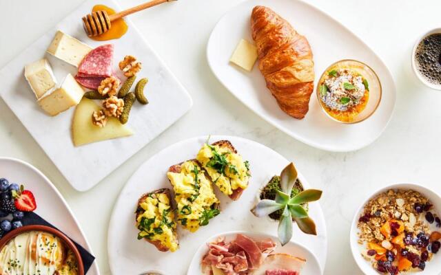 AC Hotel by Marriott Orlando Downtown