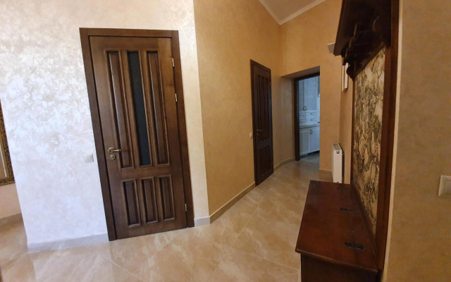 Apartamenti u Sheval'є.