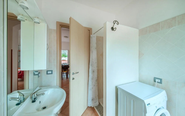 Nice Apartment in La Maddalena With 1 Bedrooms