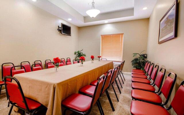 Comfort Inn & Suites