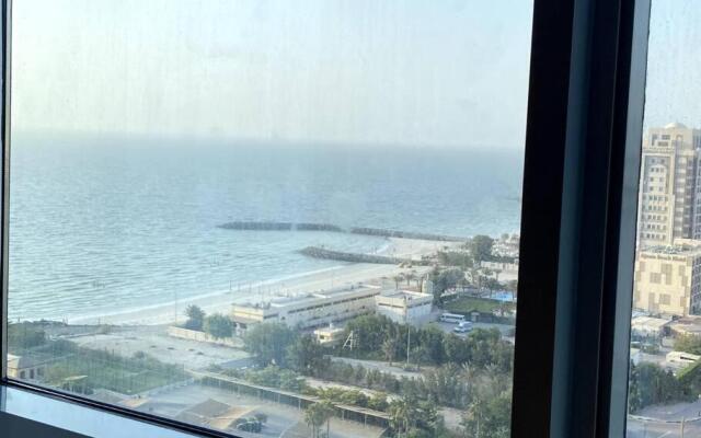 Amazing 1-bedroom Seaview Hotel Apartment