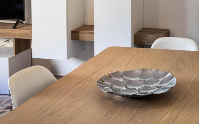 Trigona 4 Apartment