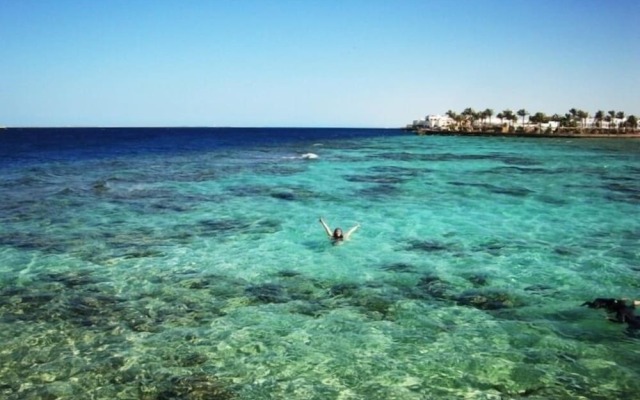 Florenza Khamsin Studio