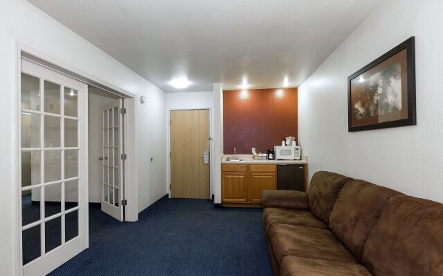 Spark by Hilton St. Robert Fort Leonard Wood