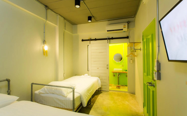 bloo Hostel