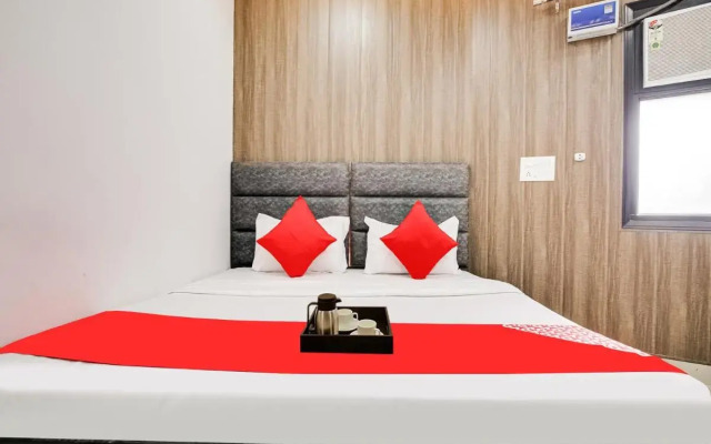 POP 70106 Hotel City Stay