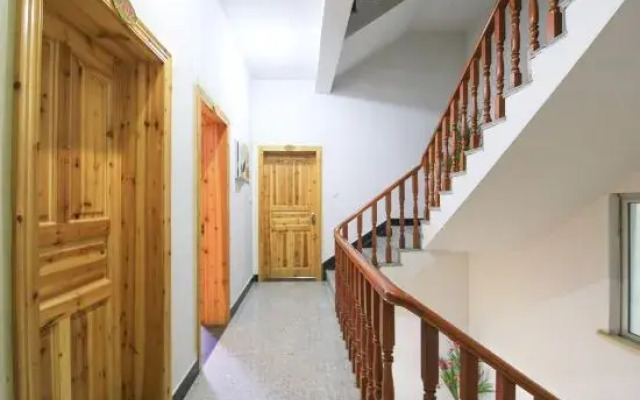 Li Keng Huaqiao Flowing Water Homestay