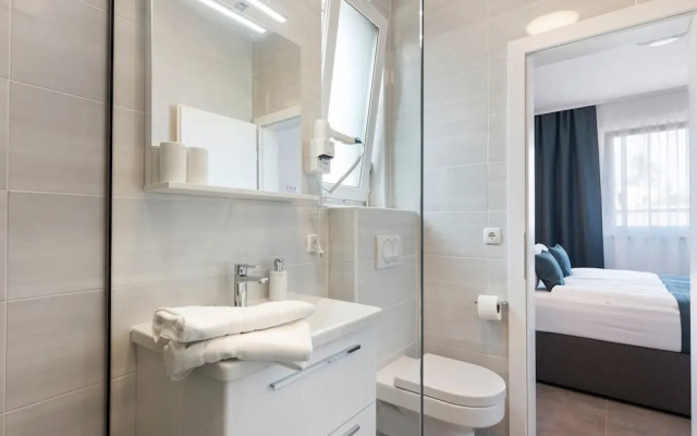 Holiday Home in Vir With Bubble Bath