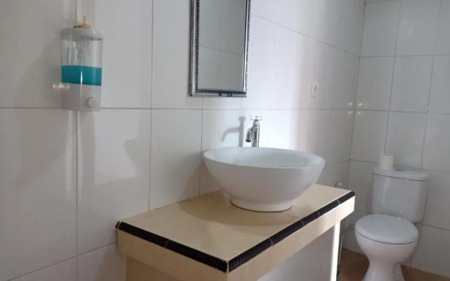 Dwiki Putra Home Stay