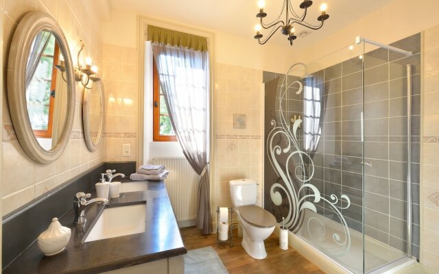 Chambres Dhôtes au Château de Vernières